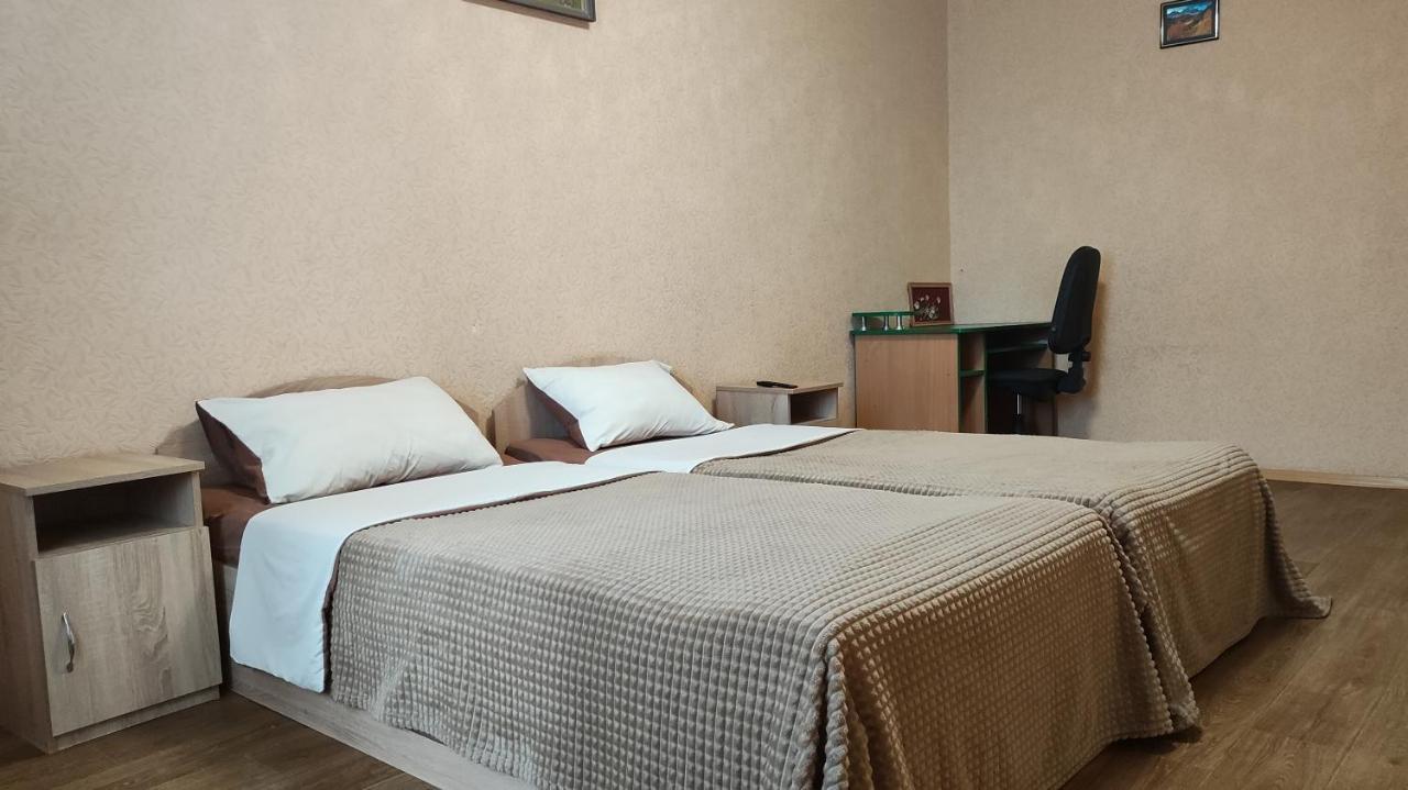 Василя Стуса 10 City Rooms Bila Tserkva Ngoại thất bức ảnh